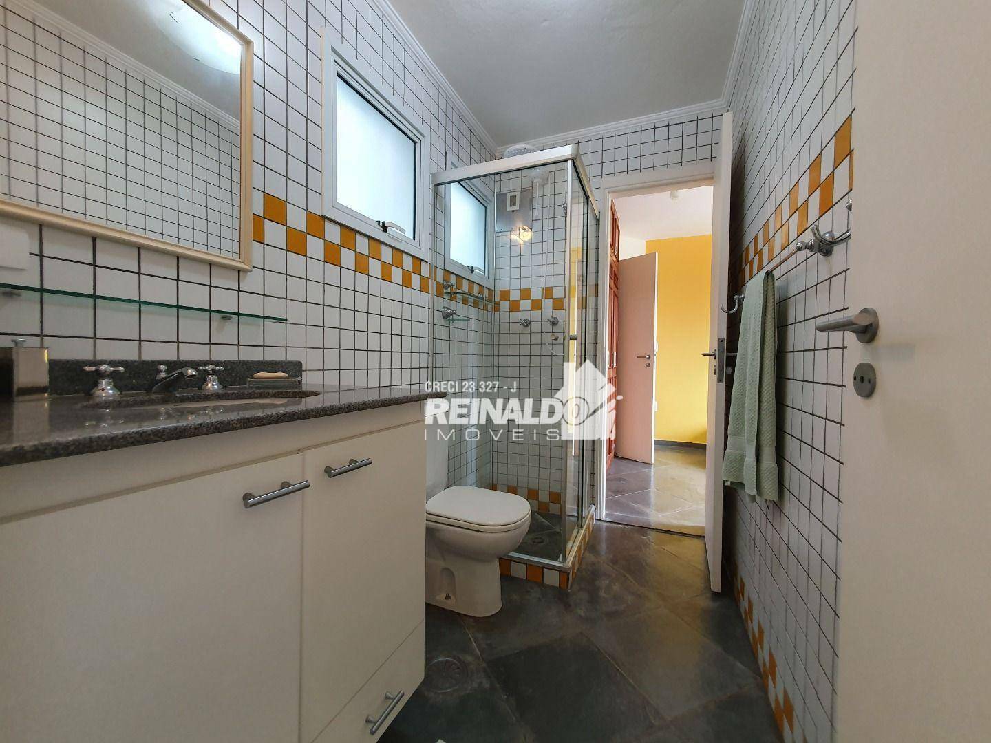 Casa de Condomínio à venda com 4 quartos, 440m² - Foto 32