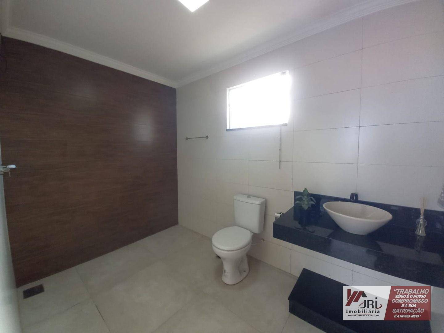 Casa à venda com 3 quartos, 250M2 - Foto 25