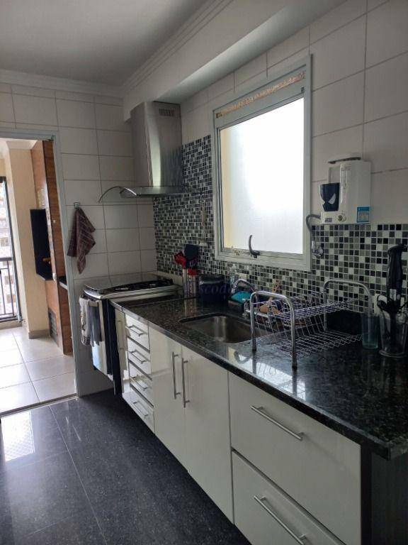 Apartamento à venda com 3 quartos, 140m² - Foto 6