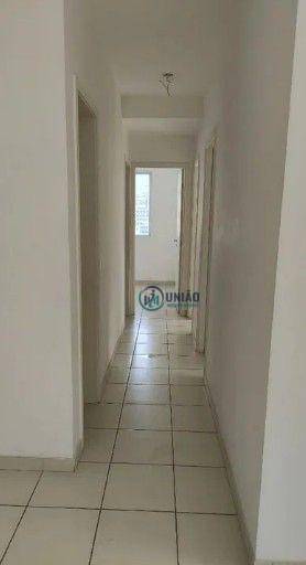 Apartamento à venda com 3 quartos, 87m² - Foto 3