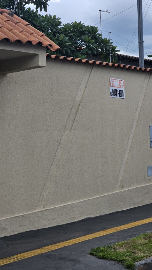 Casa à venda com 3 quartos, 300m² - Foto 2