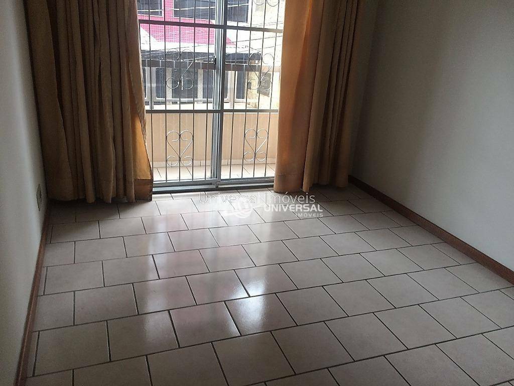 Apartamento para alugar com 2 quartos, 107m² - Foto 7