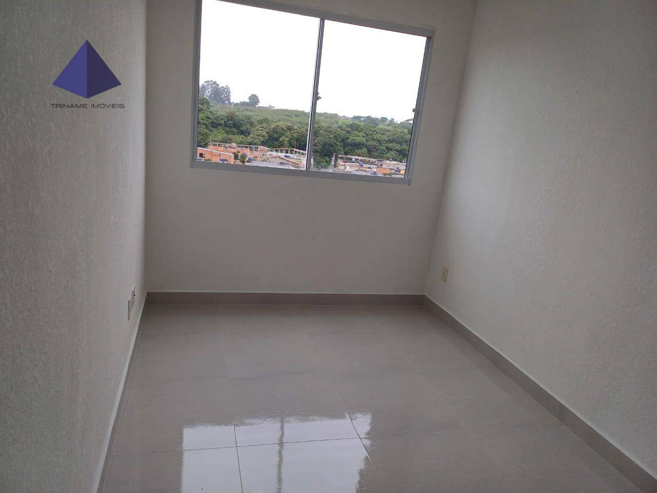 Apartamento à venda com 2 quartos, 42m² - Foto 4