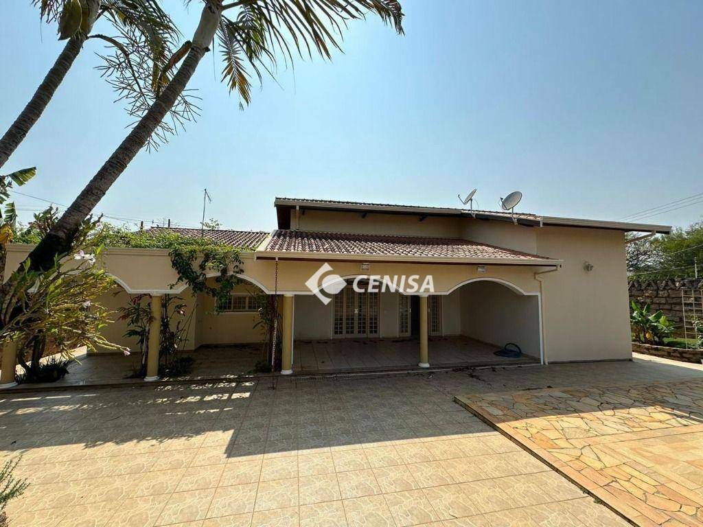 Casa à venda e aluguel com 3 quartos, 314m² - Foto 3