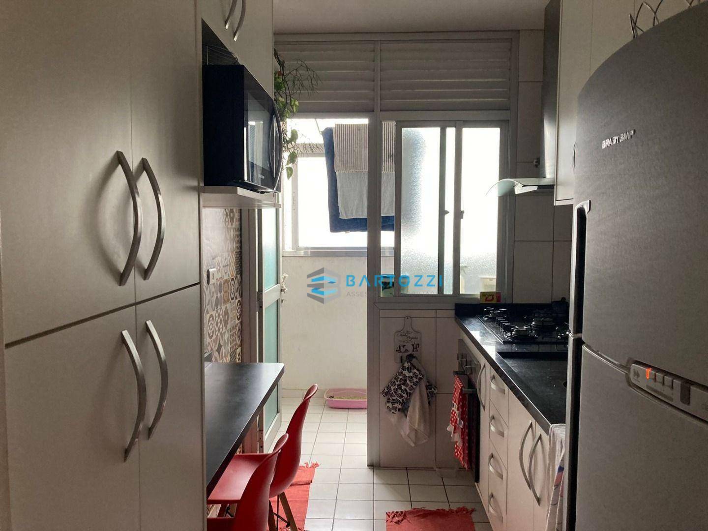 Apartamento à venda e aluguel com 3 quartos, 72m² - Foto 11