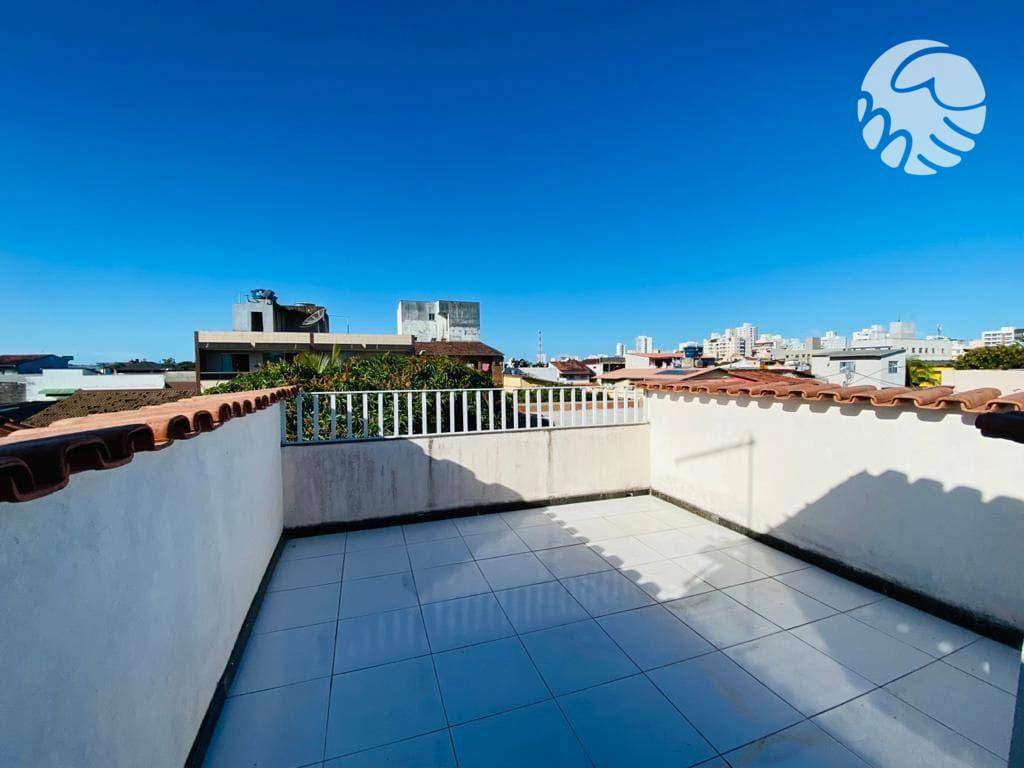 Casa à venda com 10 quartos, 377m² - Foto 27