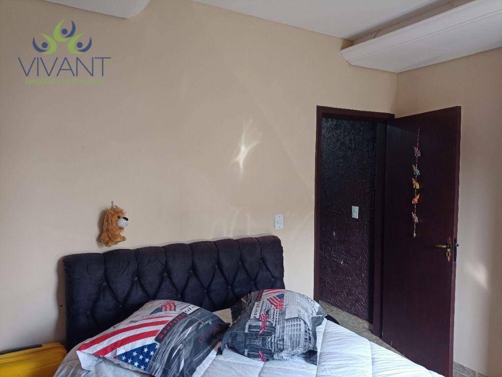 Sobrado à venda com 3 quartos, 226m² - Foto 21