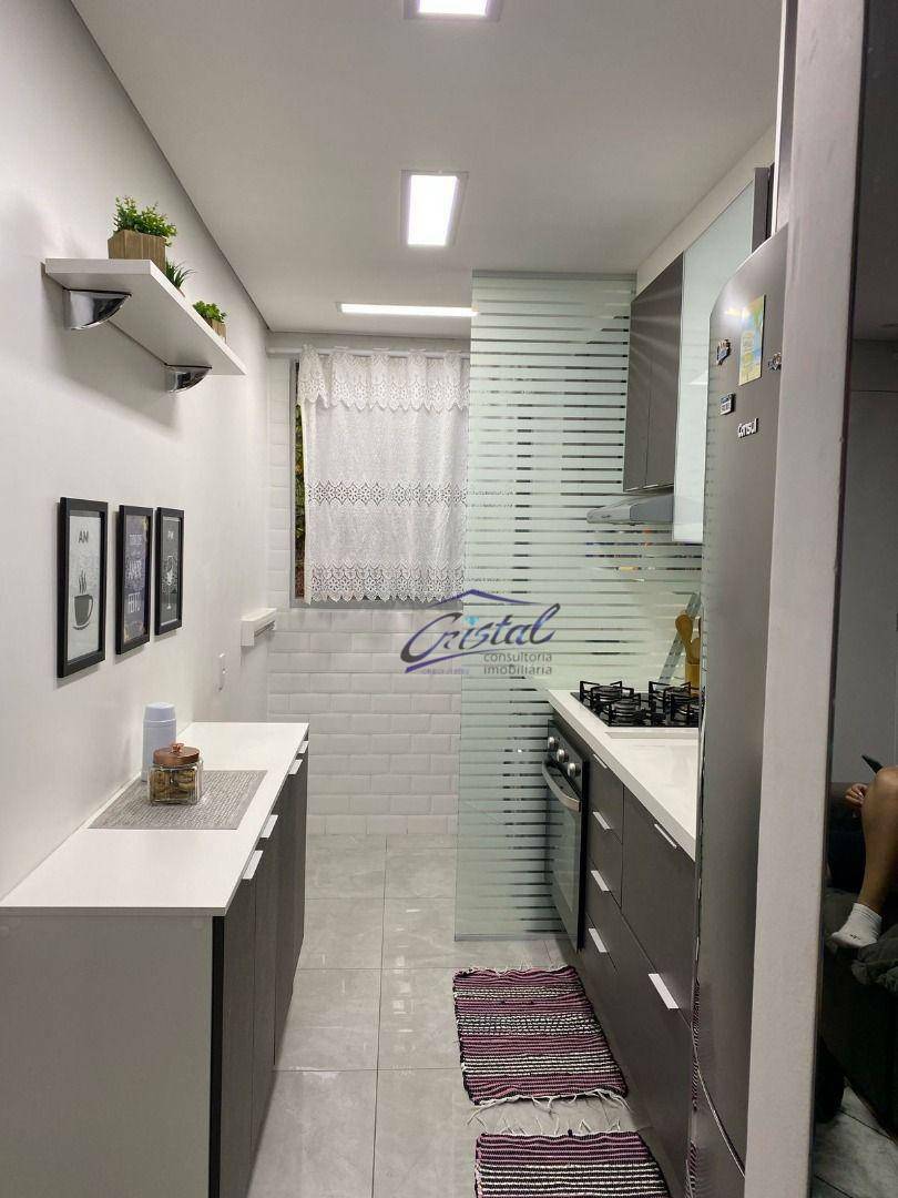 Apartamento à venda com 2 quartos, 43m² - Foto 18