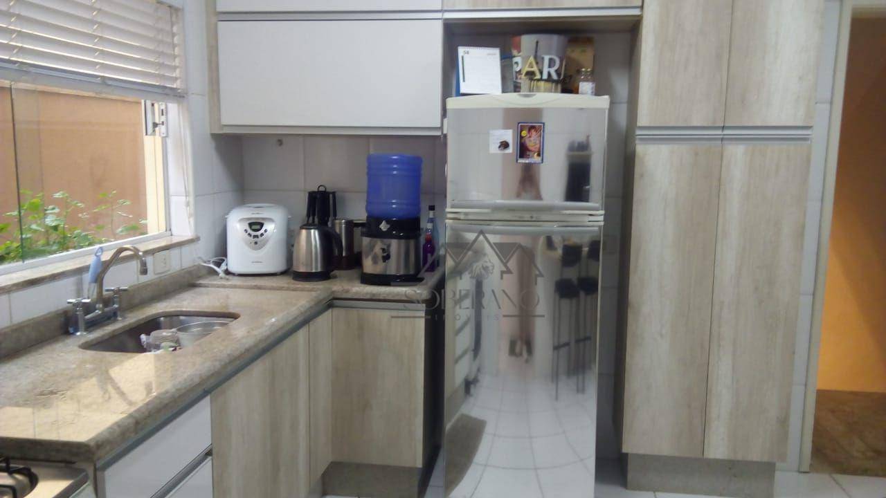 Sobrado à venda com 3 quartos, 207m² - Foto 6