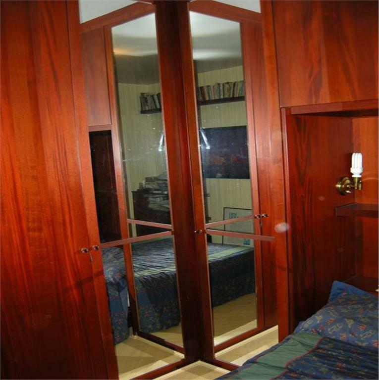 Apartamento à venda com 1 quarto, 49m² - Foto 13