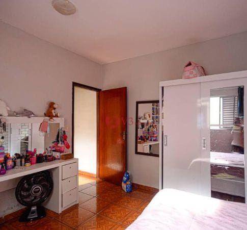 Sobrado à venda com 9 quartos, 200m² - Foto 10