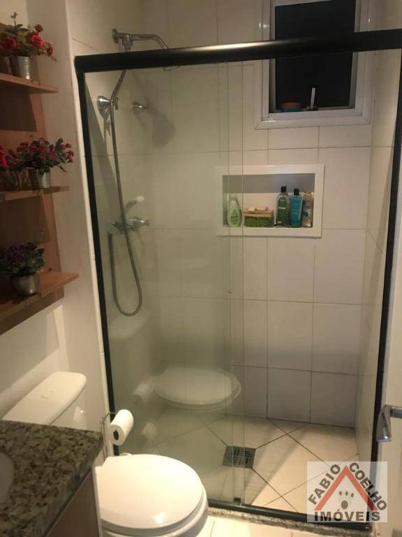 Apartamento à venda com 2 quartos, 70m² - Foto 10