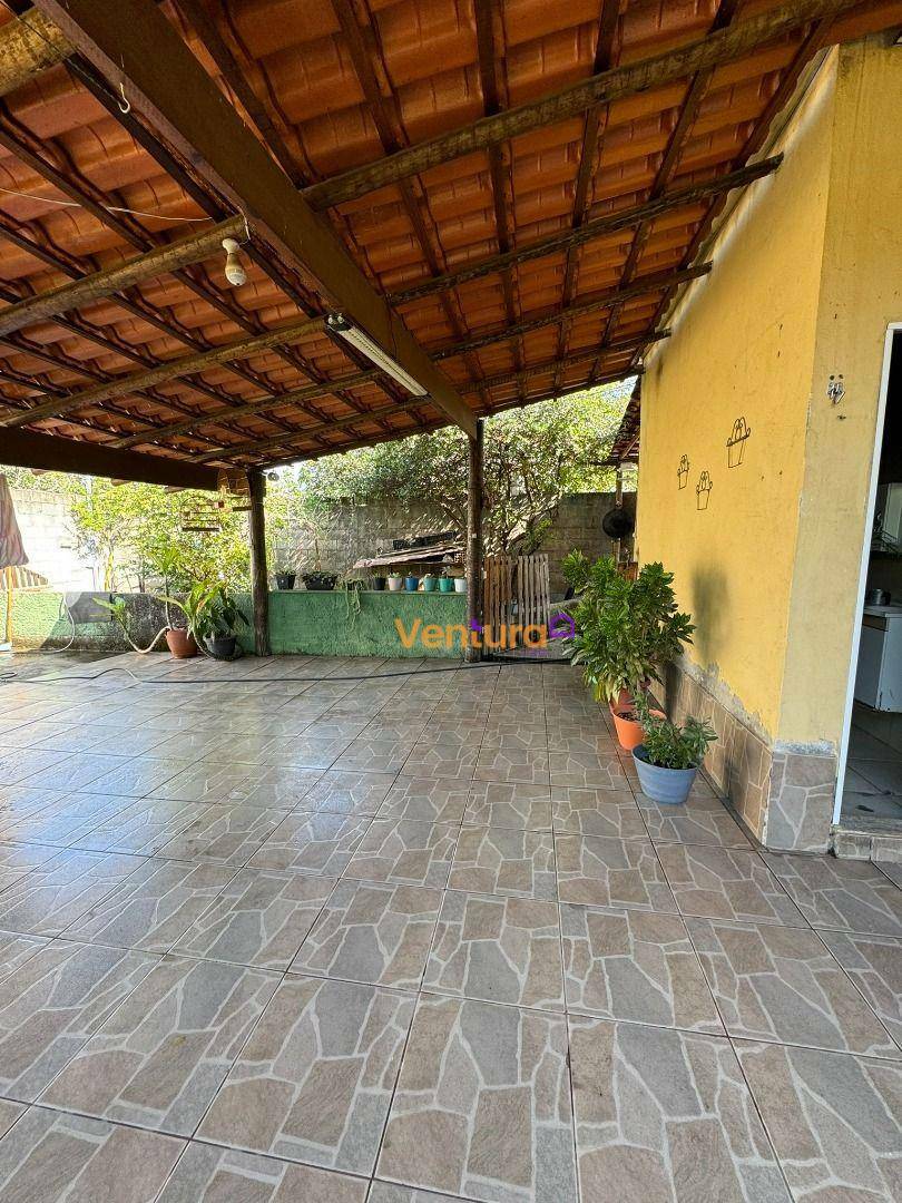 Casa à venda com 2 quartos, 100m² - Foto 18