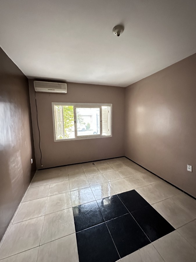 Casa à venda com 6 quartos, 333m² - Foto 6