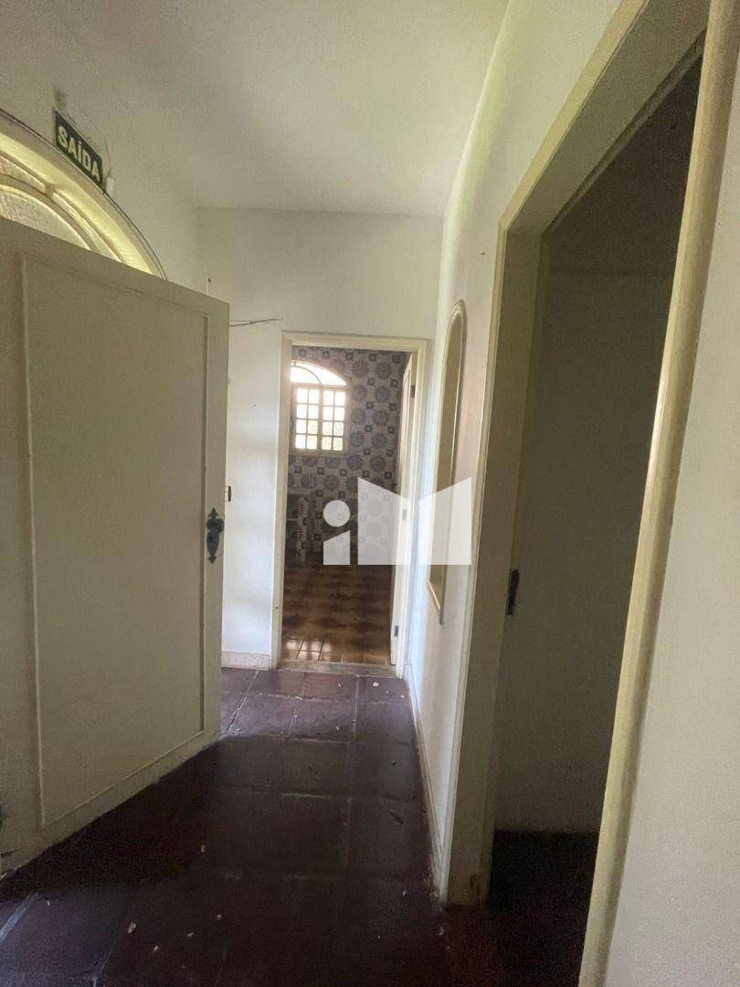 Casa de Condomínio para alugar com 5 quartos, 580m² - Foto 18