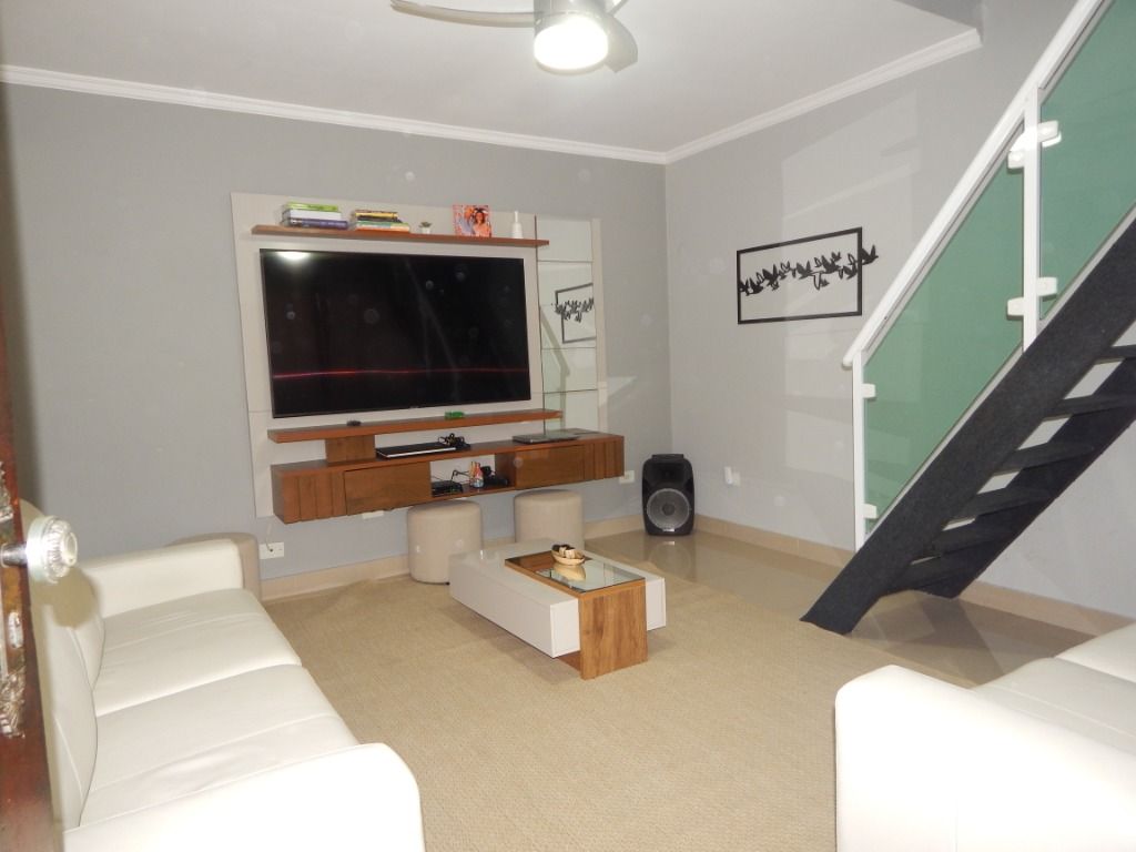 Sobrado à venda com 2 quartos, 235m² - Foto 4