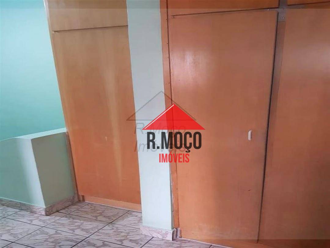 Sobrado à venda com 2 quartos, 120m² - Foto 13