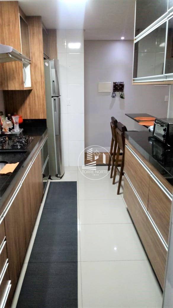 Apartamento à venda com 3 quartos, 82m² - Foto 11