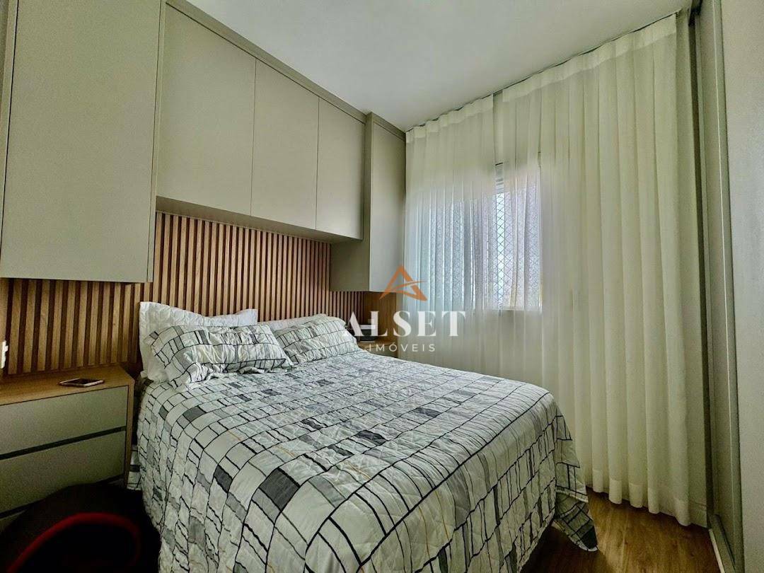 Apartamento à venda com 2 quartos, 66m² - Foto 11