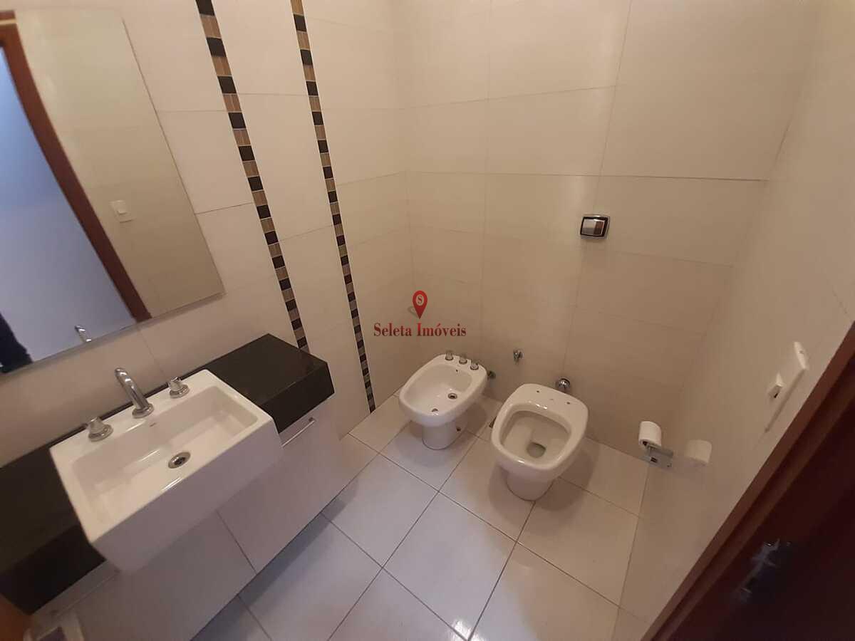 Casa de Condomínio à venda com 3 quartos, 573m² - Foto 19