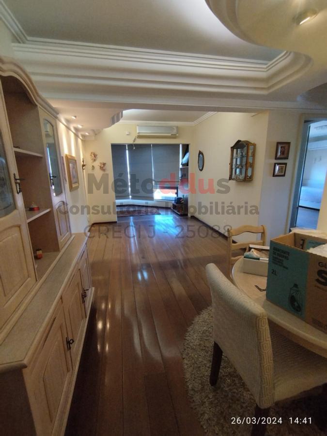 Apartamento à venda com 2 quartos, 80m² - Foto 42