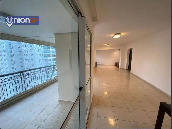 Apartamento à venda com 3 quartos, 175m² - Foto 3