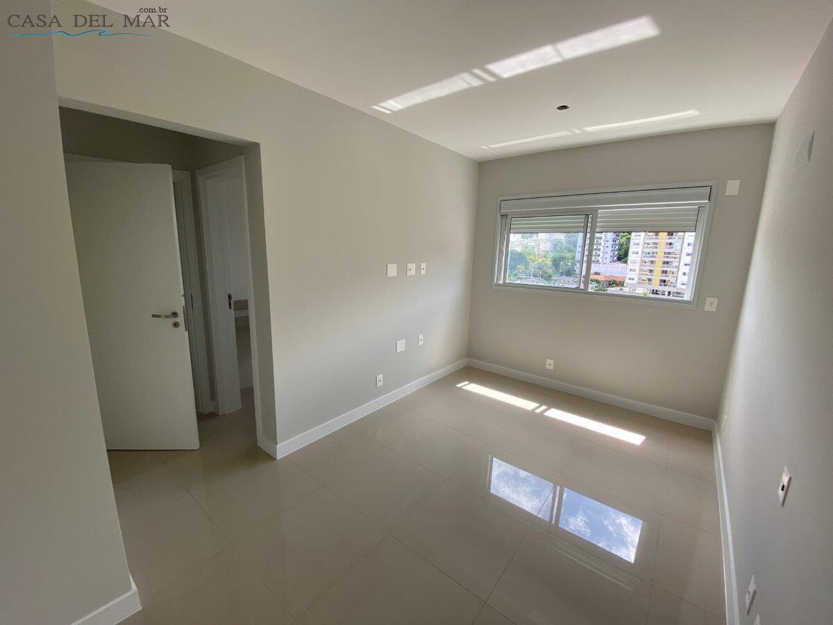 Apartamento à venda com 3 quartos, 95m² - Foto 32