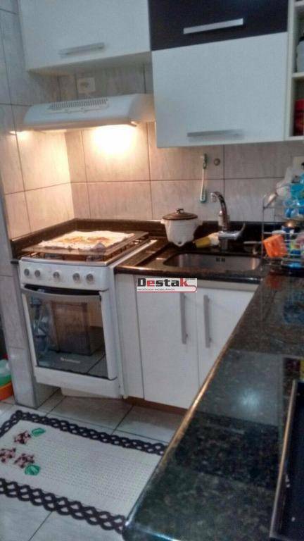 Apartamento à venda com 2 quartos, 54m² - Foto 13