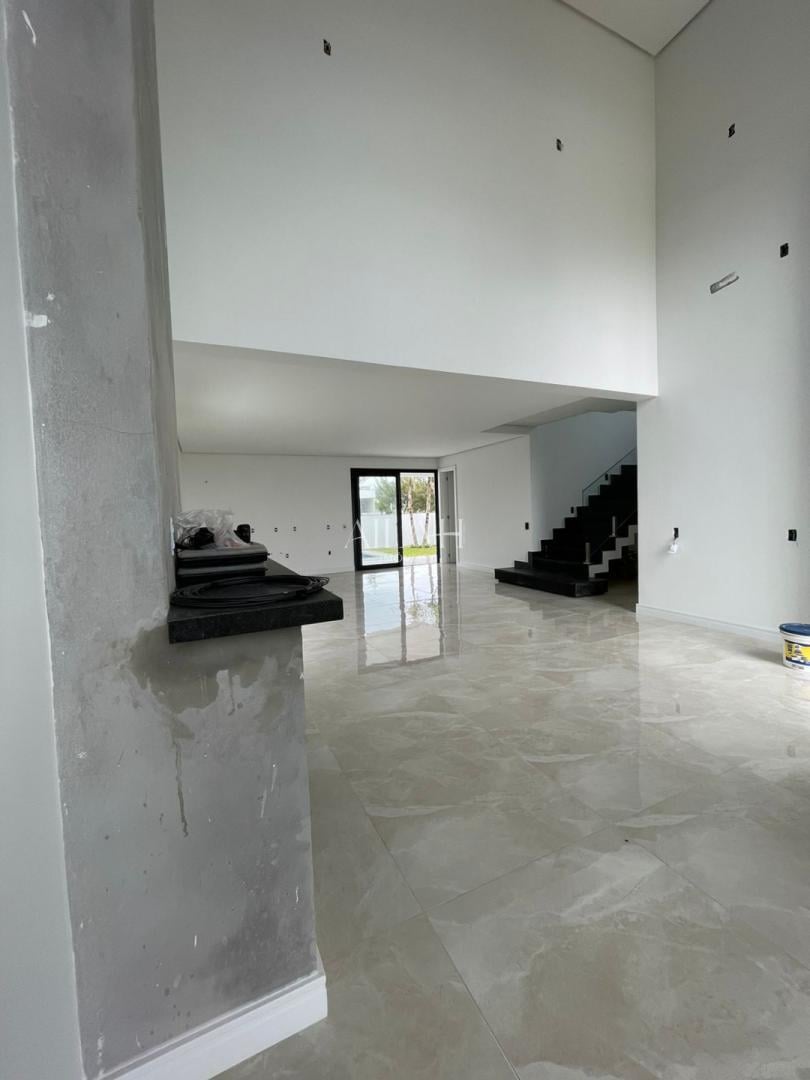 Casa à venda com 4 quartos, 251m² - Foto 11