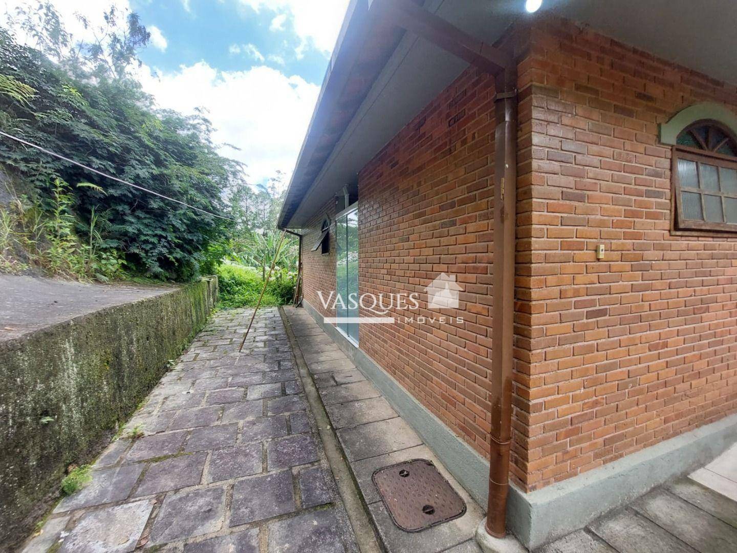 Casa para alugar com 3 quartos, 110m² - Foto 3