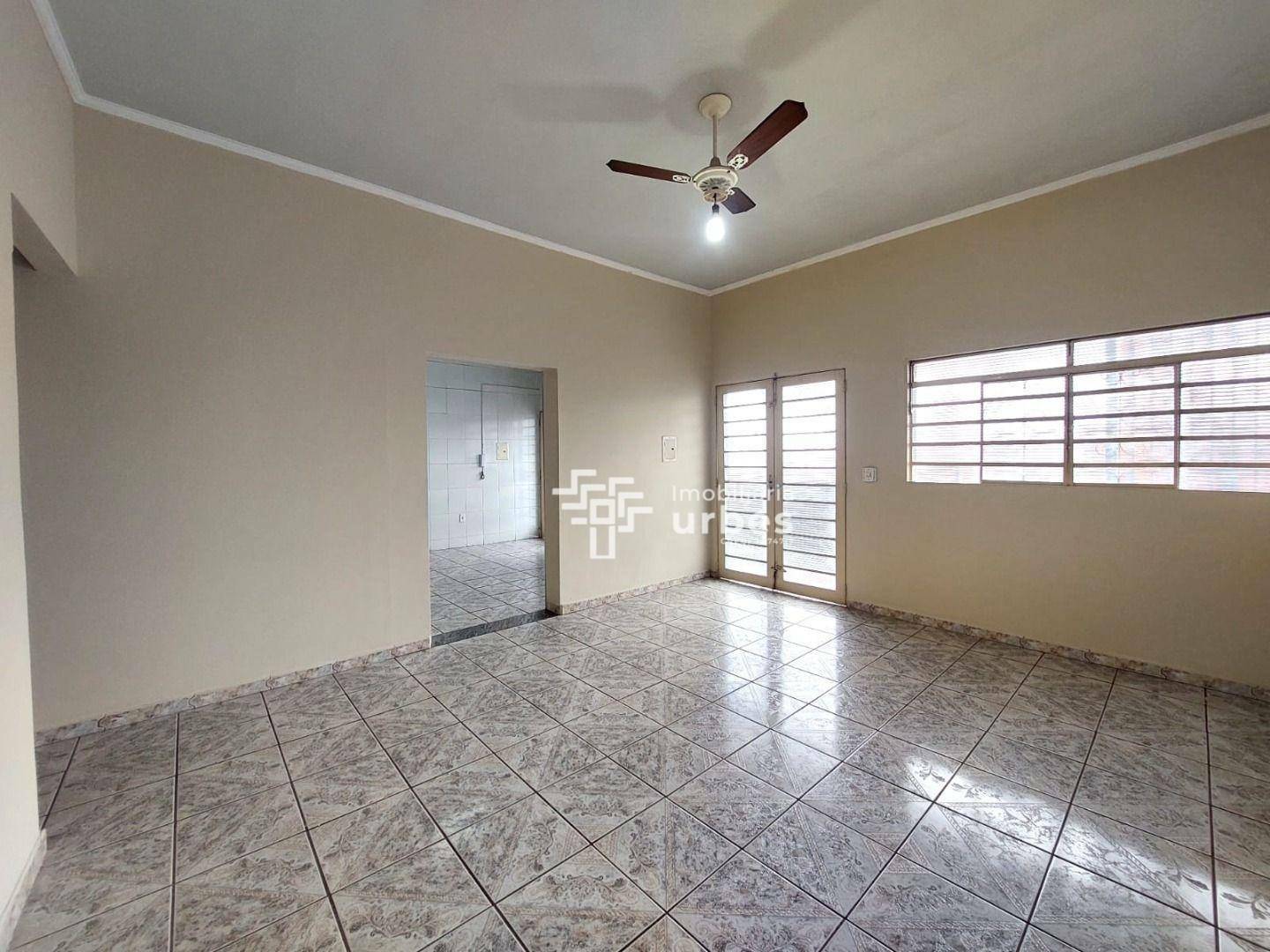 Casa para alugar com 2 quartos, 80m² - Foto 7