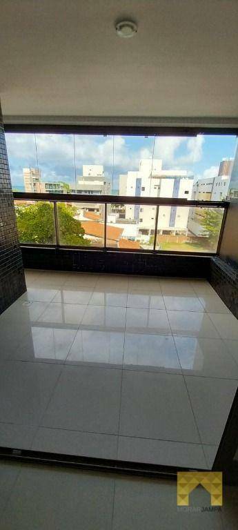 Apartamento à venda com 3 quartos, 105m² - Foto 11