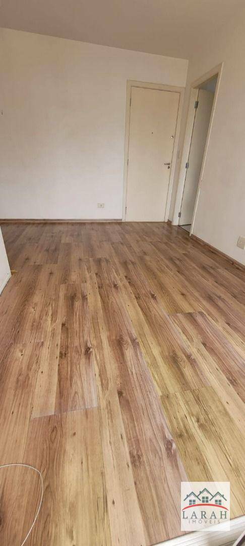 Apartamento à venda com 2 quartos, 67m² - Foto 5