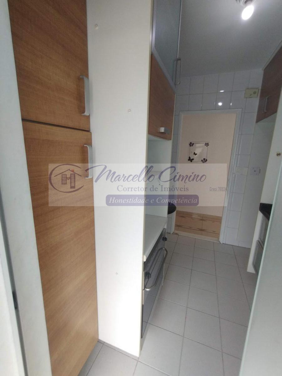 Apartamento à venda com 3 quartos, 67m² - Foto 17