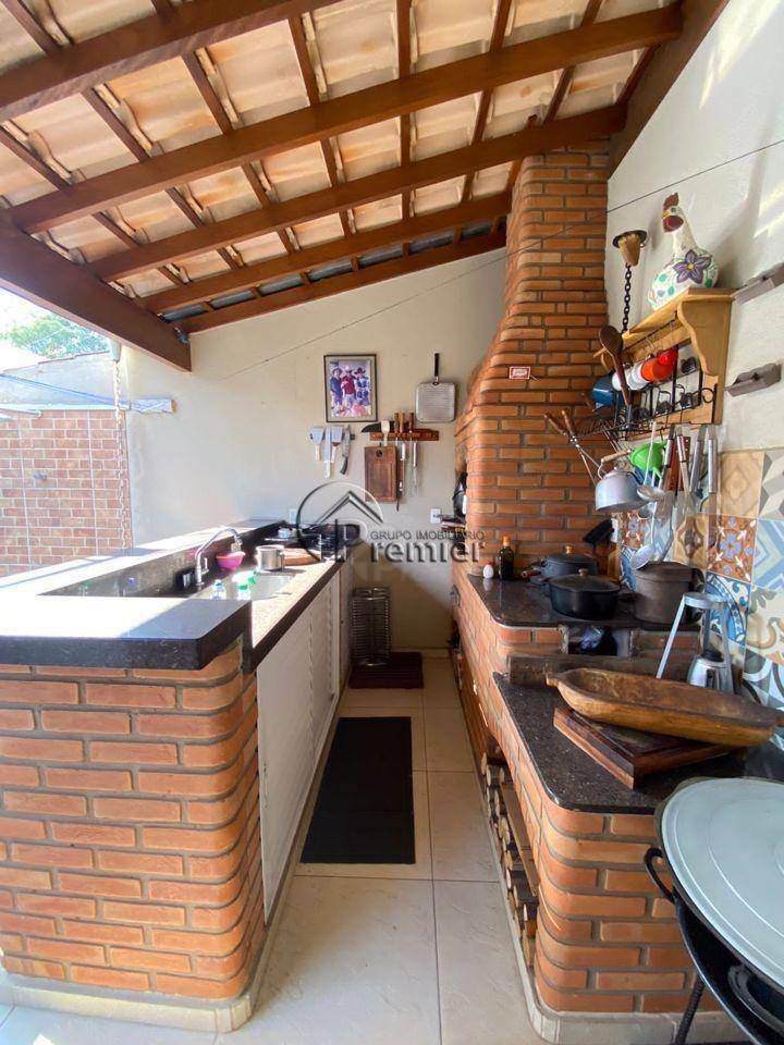 Casa à venda com 3 quartos, 145m² - Foto 18