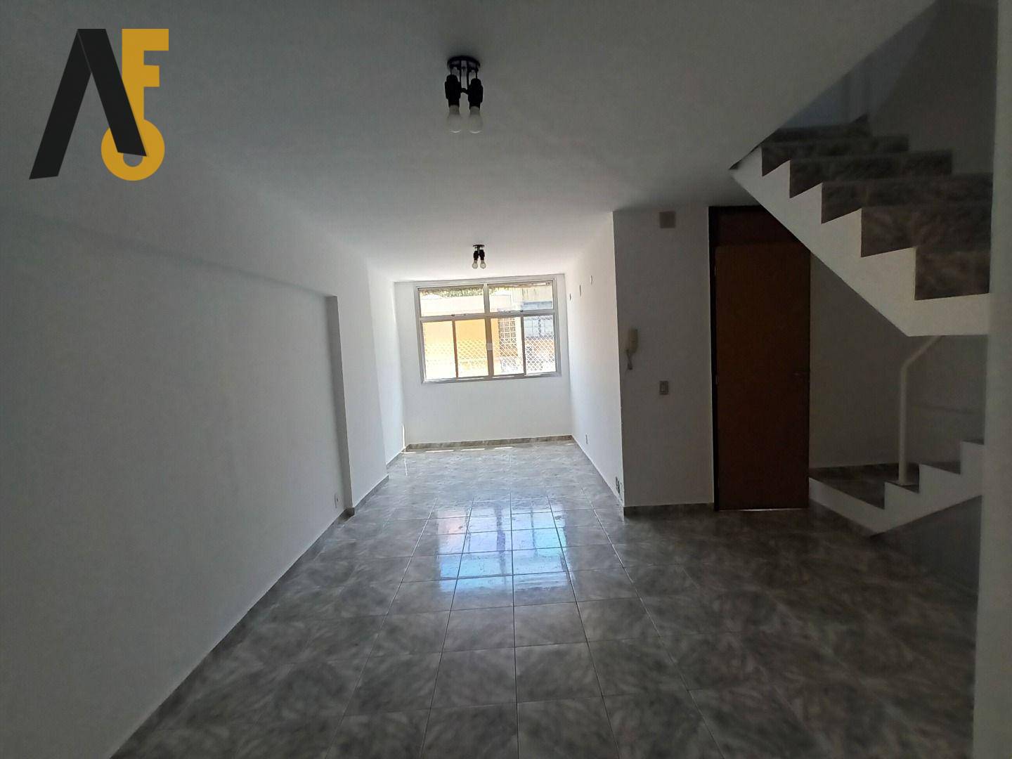 Apartamento à venda com 2 quartos, 56m² - Foto 4