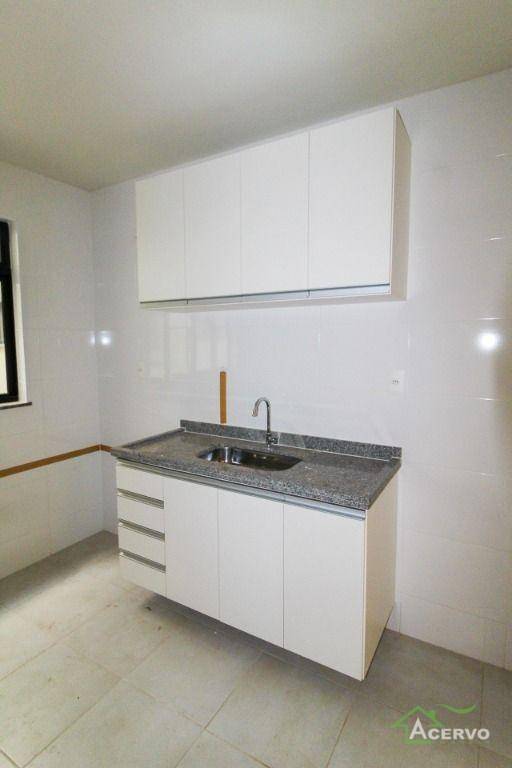 Apartamento para alugar com 2 quartos, 82m² - Foto 7