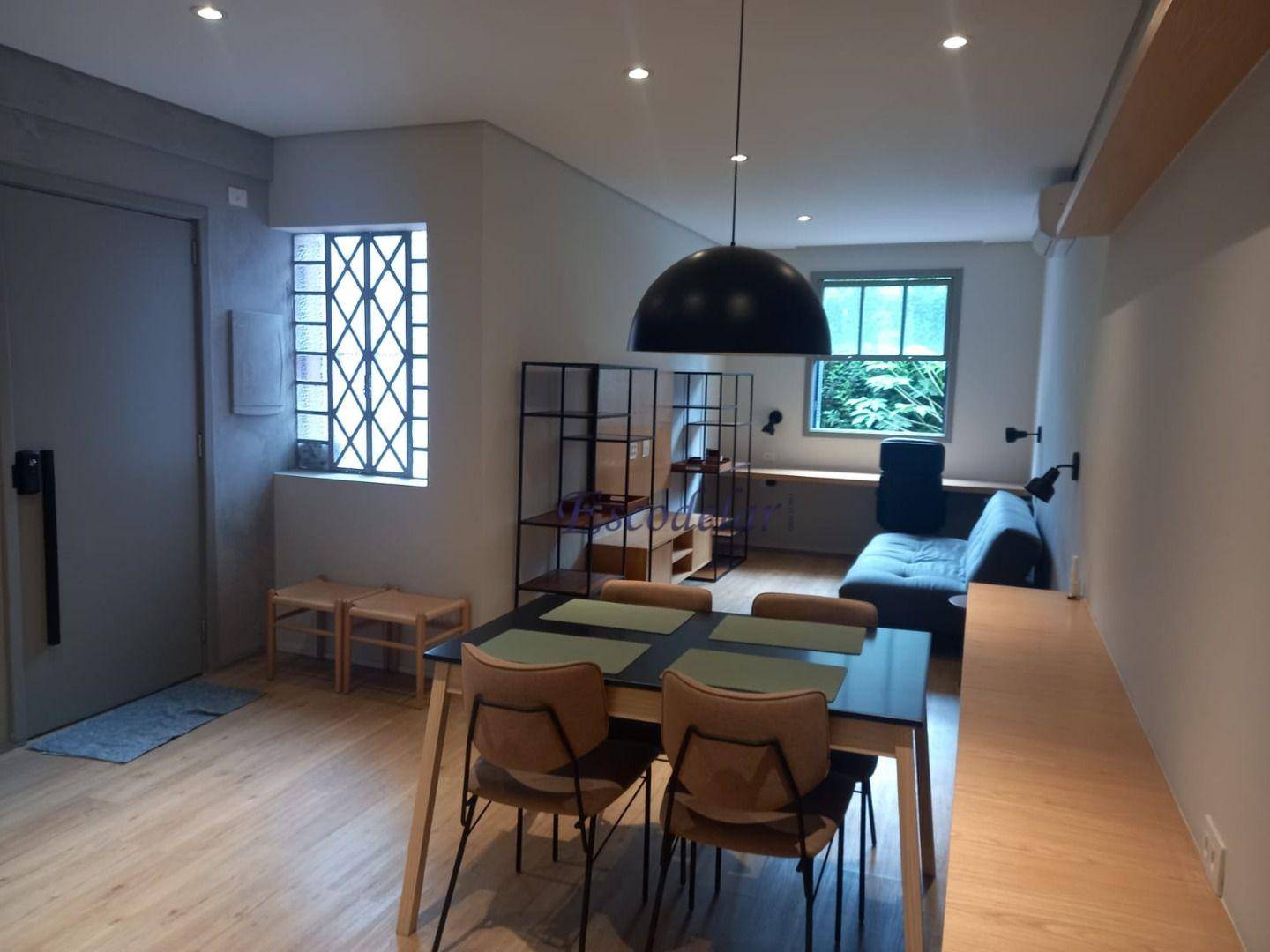 Apartamento à venda com 1 quarto, 60m² - Foto 1