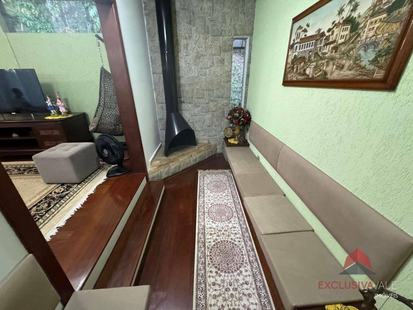 Casa de Condomínio à venda com 4 quartos, 350m² - Foto 5