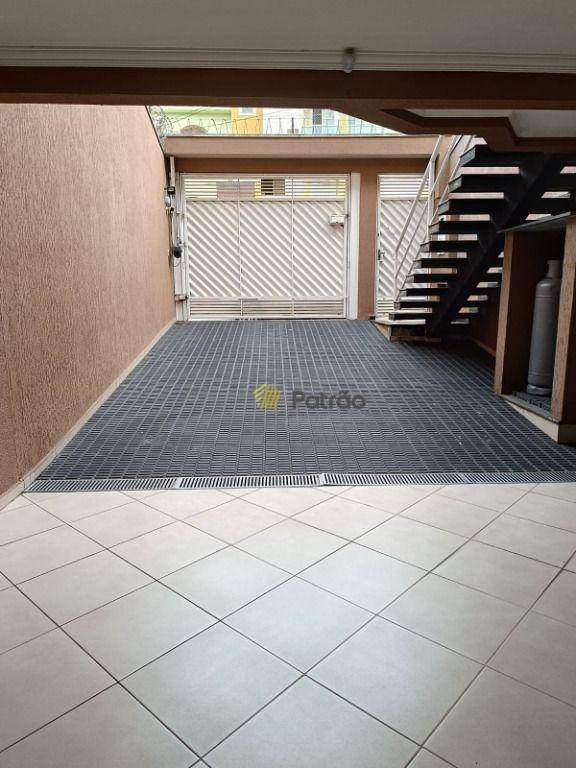 Sobrado à venda com 4 quartos, 302m² - Foto 49