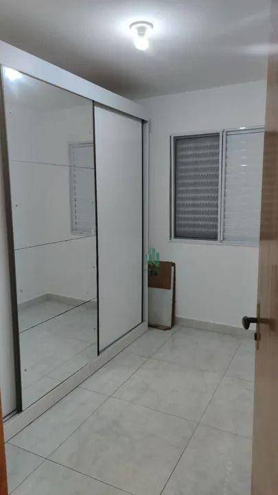 Apartamento para alugar com 2 quartos, 42m² - Foto 4