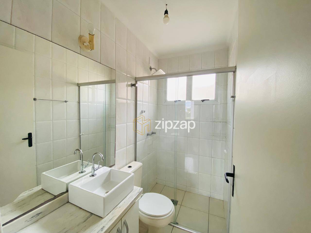 Apartamento para alugar com 3 quartos, 81m² - Foto 12