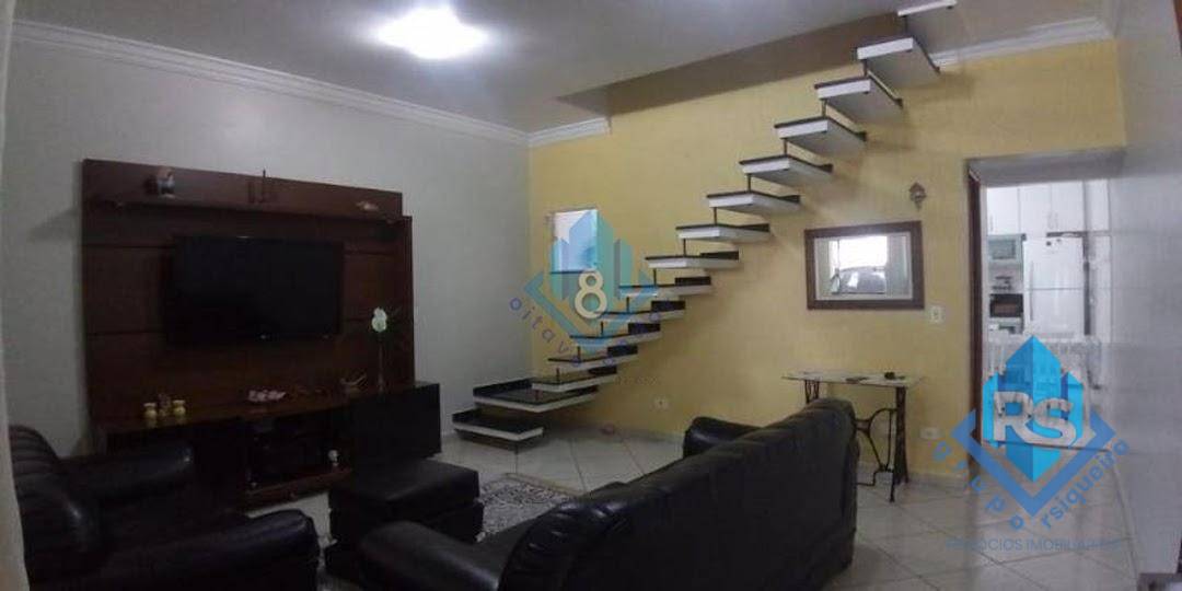 Casa à venda com 4 quartos, 300m² - Foto 2