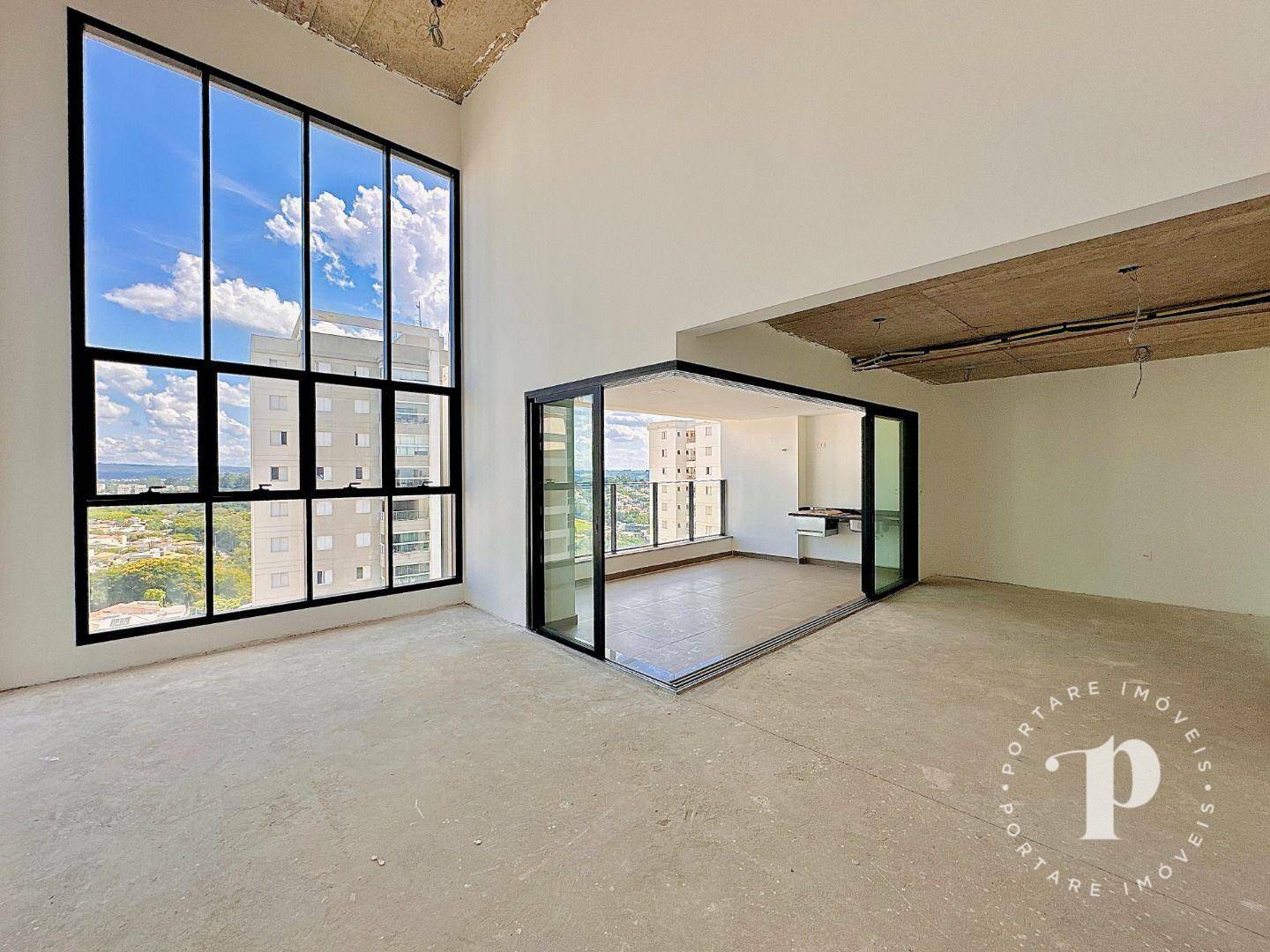 Apartamento à venda com 4 quartos, 220m² - Foto 1