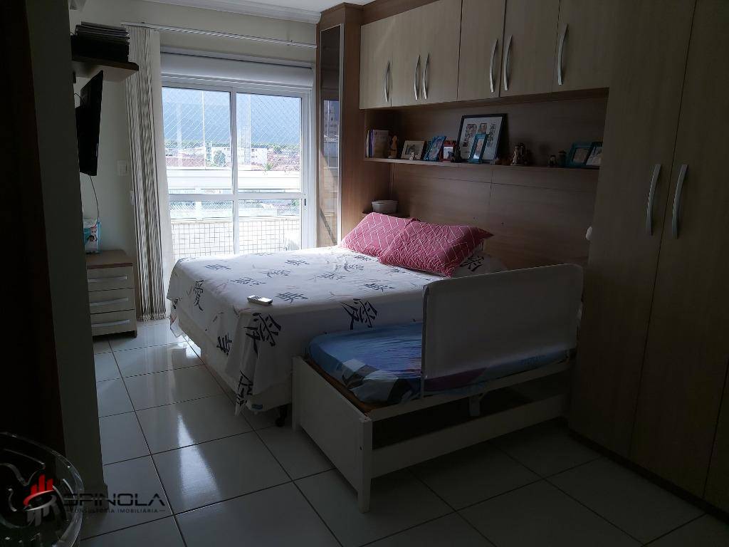 Apartamento à venda com 3 quartos, 134m² - Foto 14