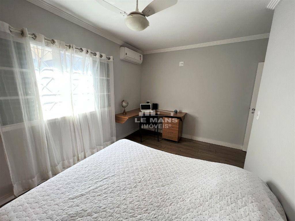 Casa à venda com 3 quartos, 160m² - Foto 24