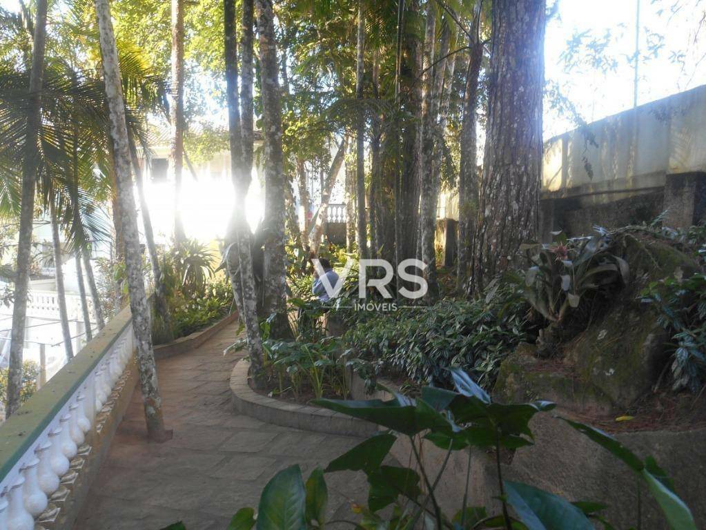 Casa de Condomínio à venda com 5 quartos, 400m² - Foto 45