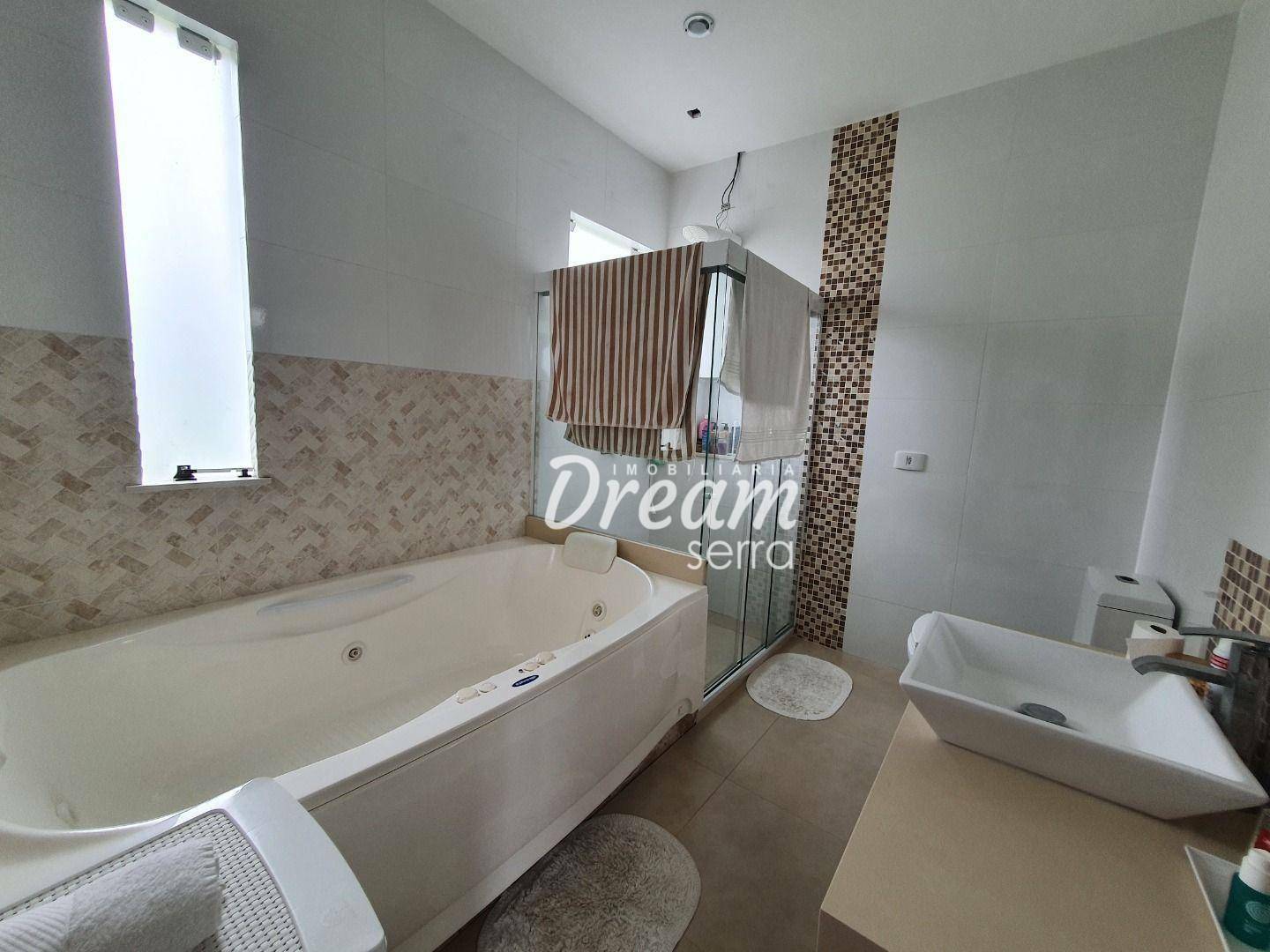 Casa de Condomínio à venda com 3 quartos, 188m² - Foto 40