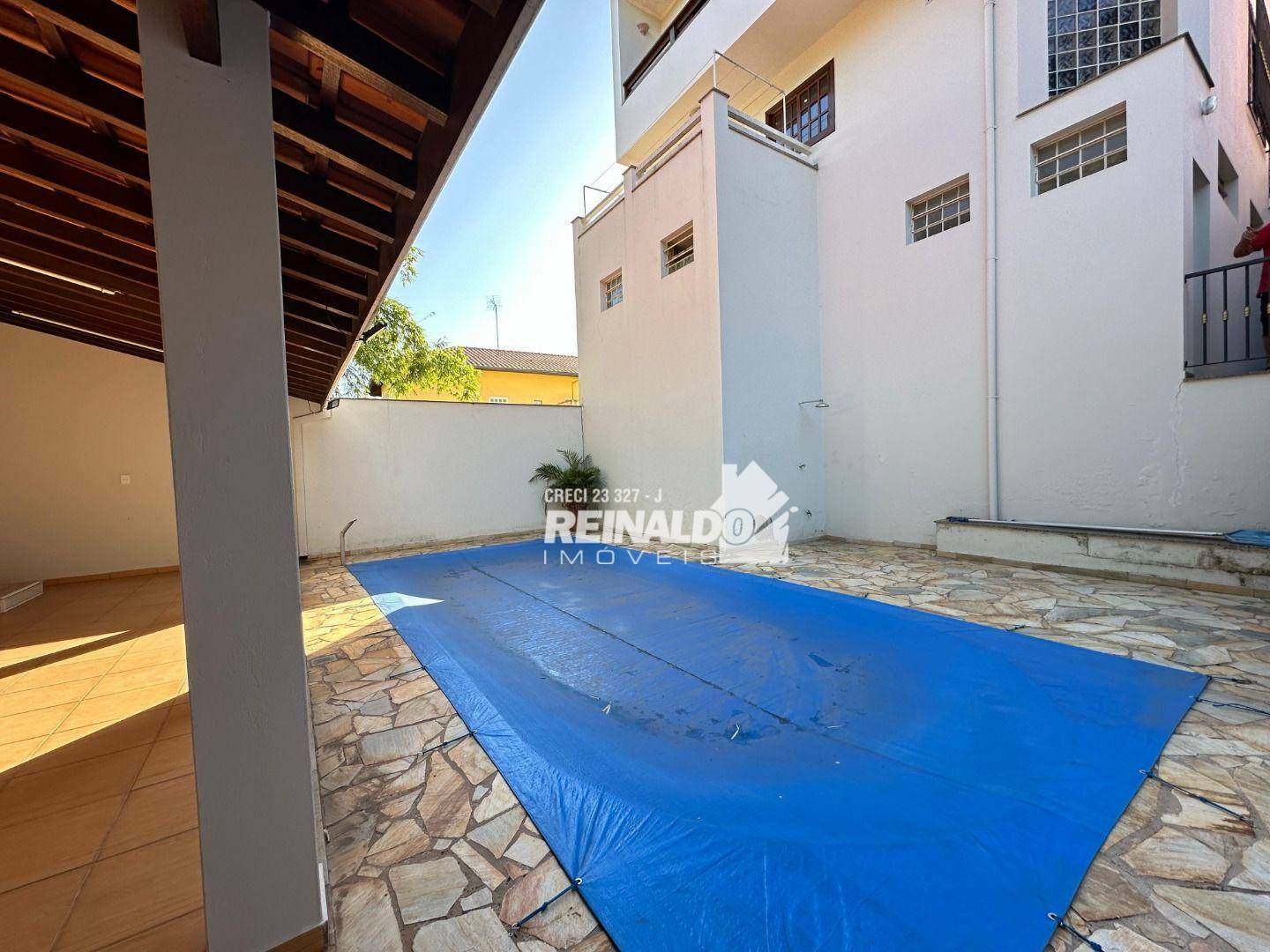 Casa à venda com 3 quartos, 276m² - Foto 25