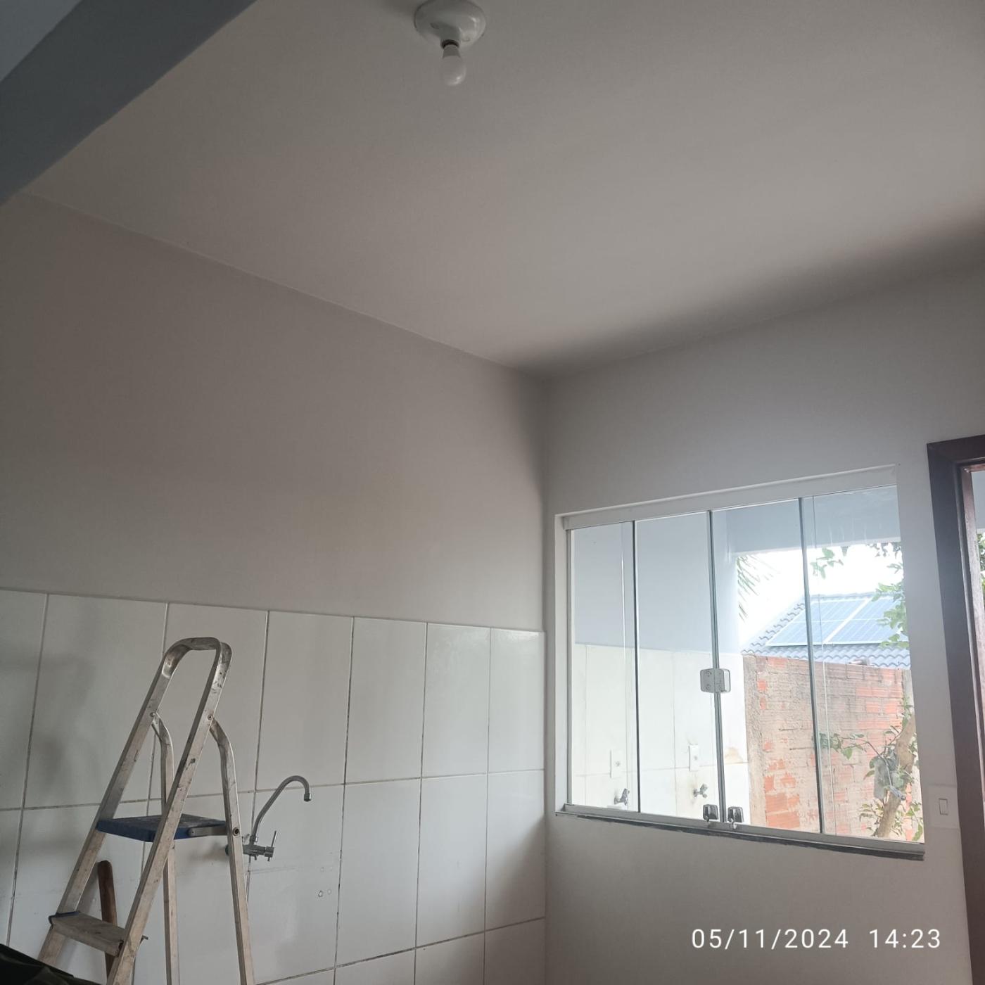 Casa à venda com 2 quartos, 56m² - Foto 11